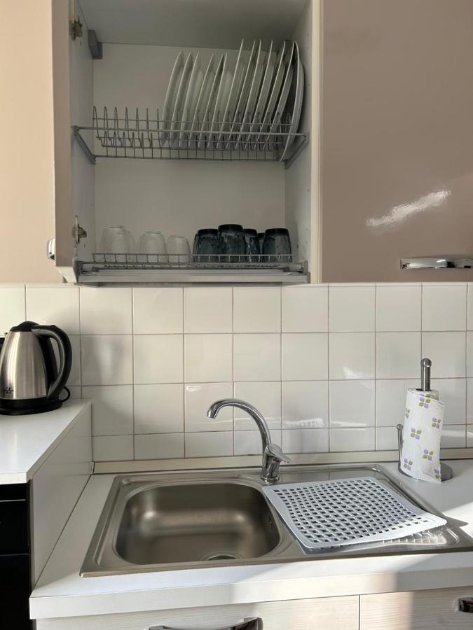 Takapradalu Villa Cisterna dʼAsti Dış mekan fotoğraf