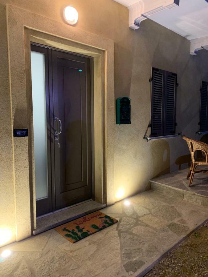 Takapradalu Villa Cisterna dʼAsti Dış mekan fotoğraf