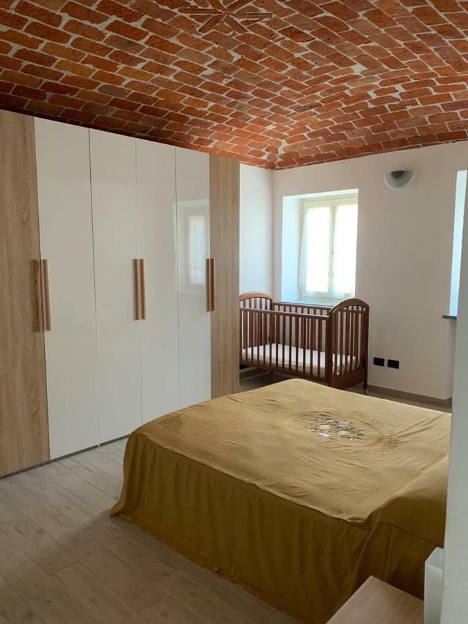 Takapradalu Villa Cisterna dʼAsti Dış mekan fotoğraf